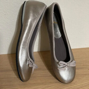 REPORT Pewter (golden silver)  flats 7